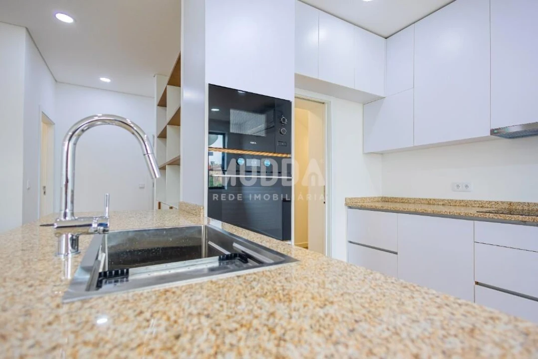 Apartamento T2 para Venda em Esmoriz Foto 8
