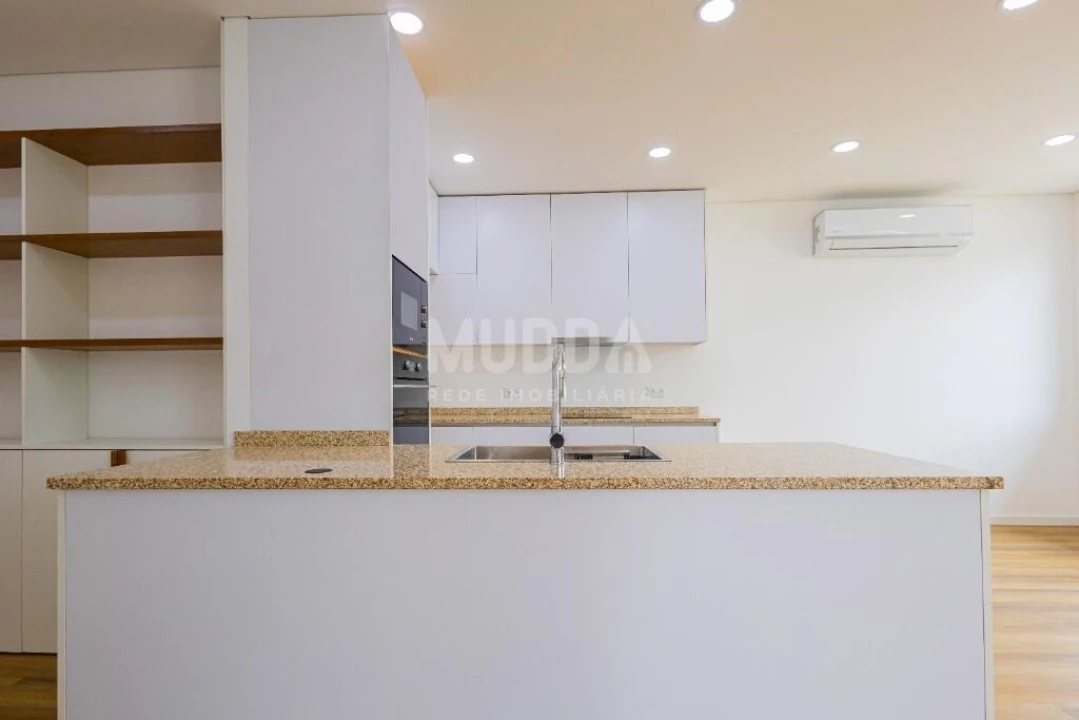 Apartamento T2 para Venda em Esmoriz Foto 10