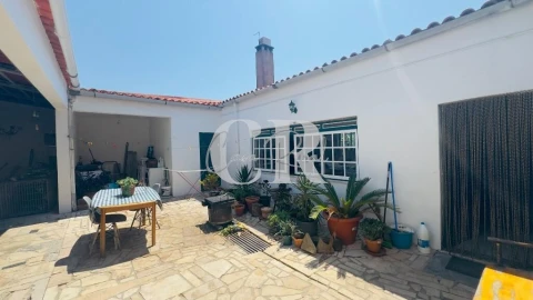 Moradia T4 para Venda em Campelo