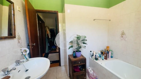 Moradia T4 para Venda em Campelo