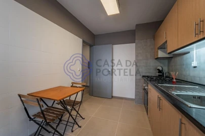Apartamento T3 para Venda em Vilar de Andorinho