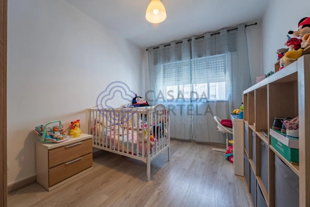 Apartamento T3 para Venda em Vilar de Andorinho Foto 12