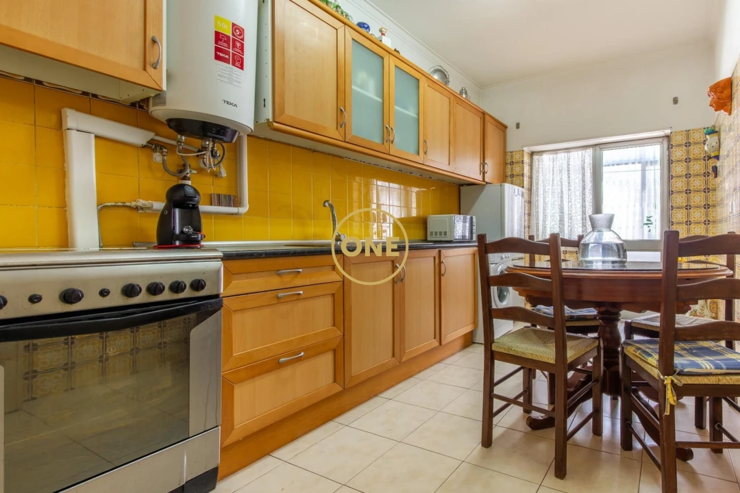 Apartamento T2 para Venda em Almada, Cova da Piedade, Pragal e Cacilhas Foto 1