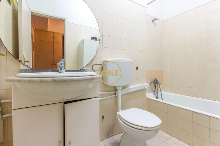 Apartamento T2 para Venda em Almada, Cova da Piedade, Pragal e Cacilhas Foto 5