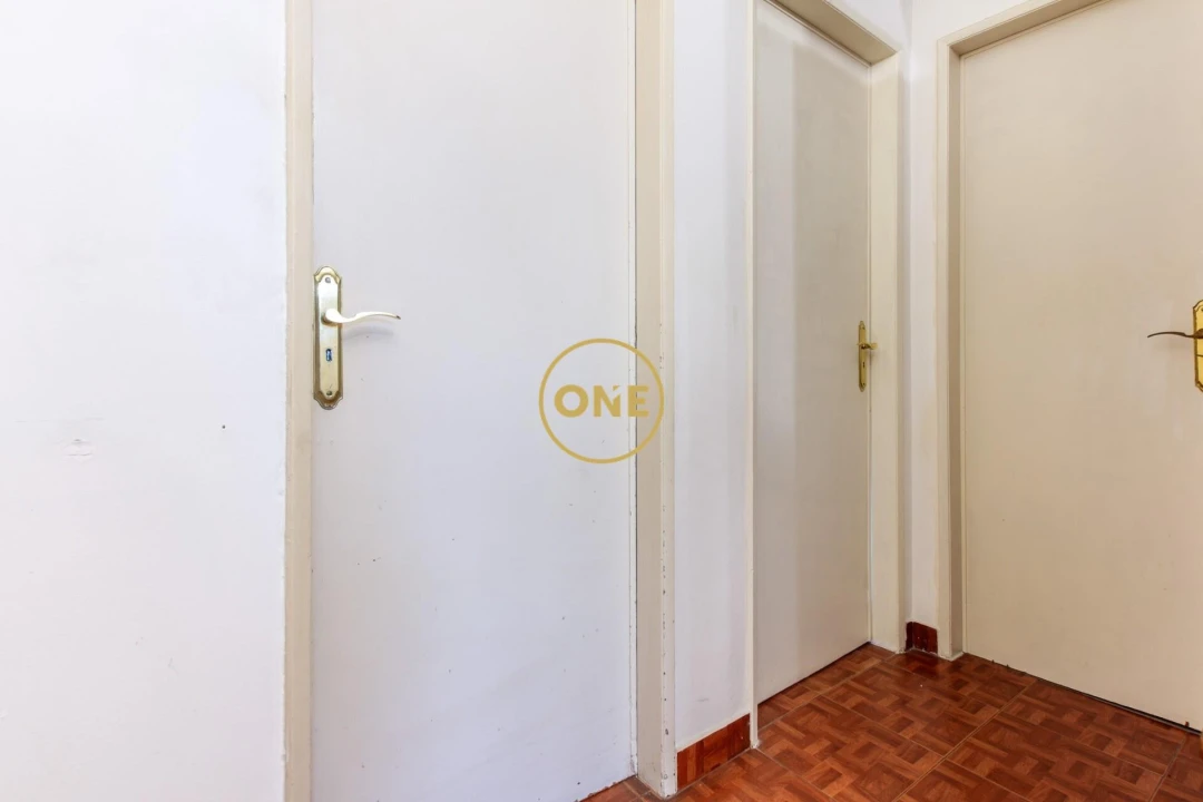 Apartamento T2 para Venda em Almada, Cova da Piedade, Pragal e Cacilhas Foto 16