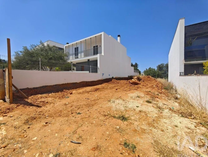 Moradia T3 para Venda em Alvor Foto 14