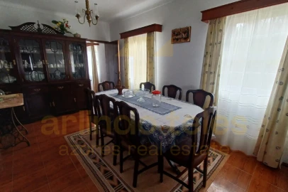 Moradia T5 para Venda em Norte Grande (Neves)