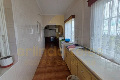 Moradia T5 para Venda em Norte Grande (Neves)