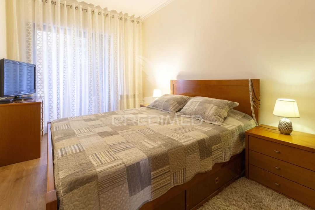 Apartamento T3 para Venda em Almada, Cova da Piedade, Pragal e Cacilhas Foto 13
