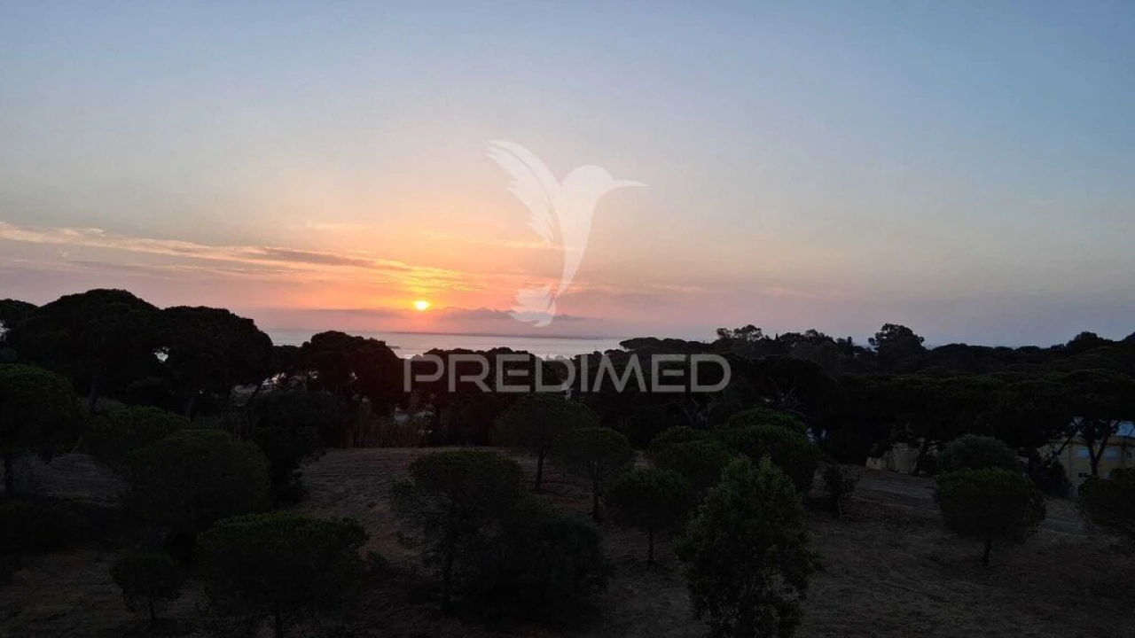 Apartamento T3 para Venda em Almada, Cova da Piedade, Pragal e Cacilhas Foto 17