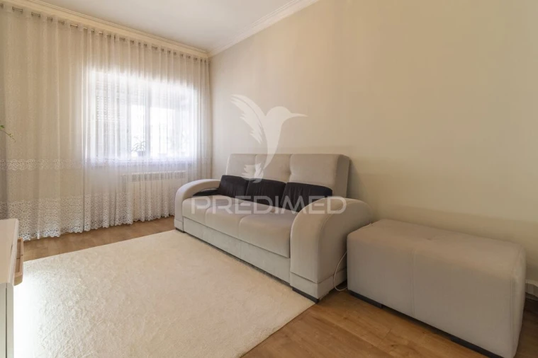 Apartamento T3 para Venda em Almada, Cova da Piedade, Pragal e Cacilhas Foto 16