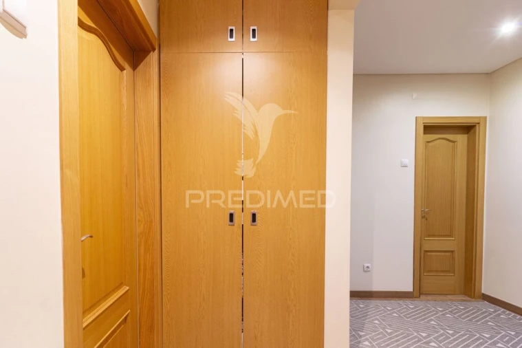 Apartamento T3 para Venda em Almada, Cova da Piedade, Pragal e Cacilhas Foto 17