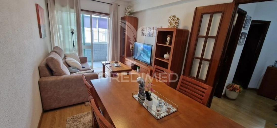 Apartamento T2 para Venda em Ermesinde Foto 2