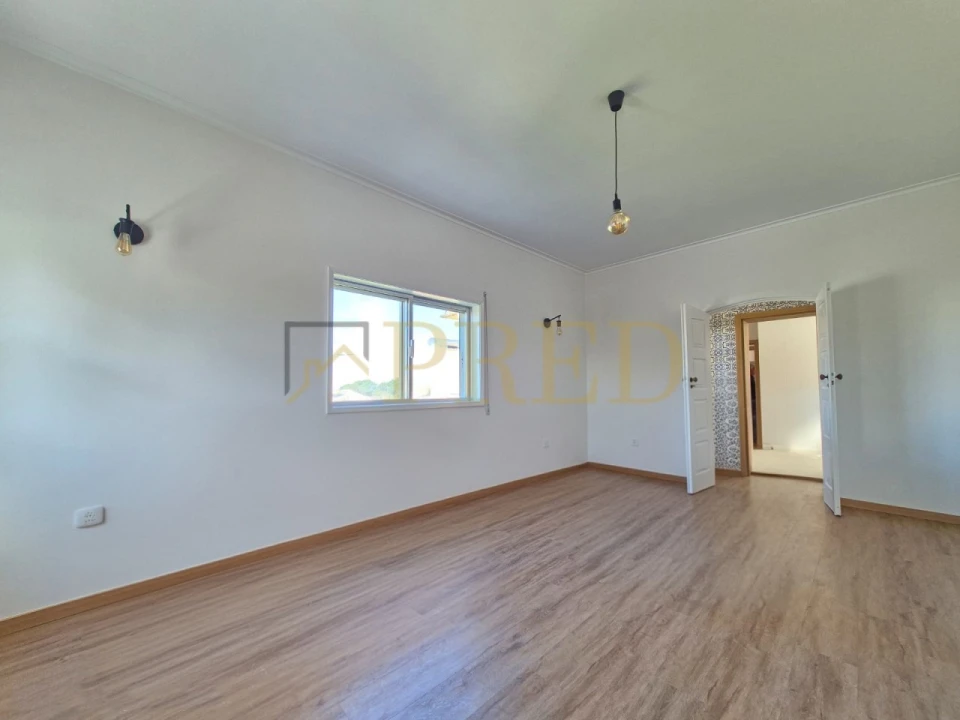Apartamento T3 para Arrendamento em Canidelo Foto 3