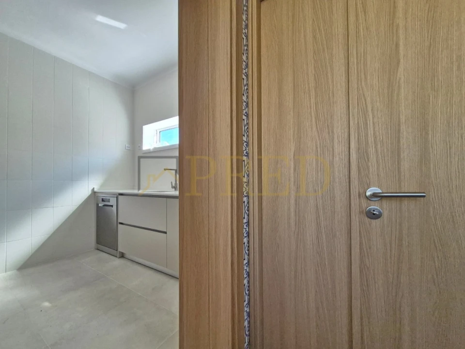 Apartamento T3 para Arrendamento em Canidelo Foto 6