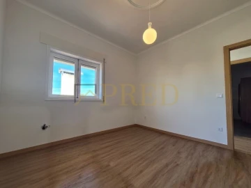 Apartamento T3 para Arrendamento em Canidelo