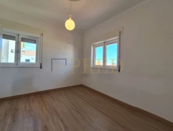 Apartamento T3 para Arrendamento em Canidelo