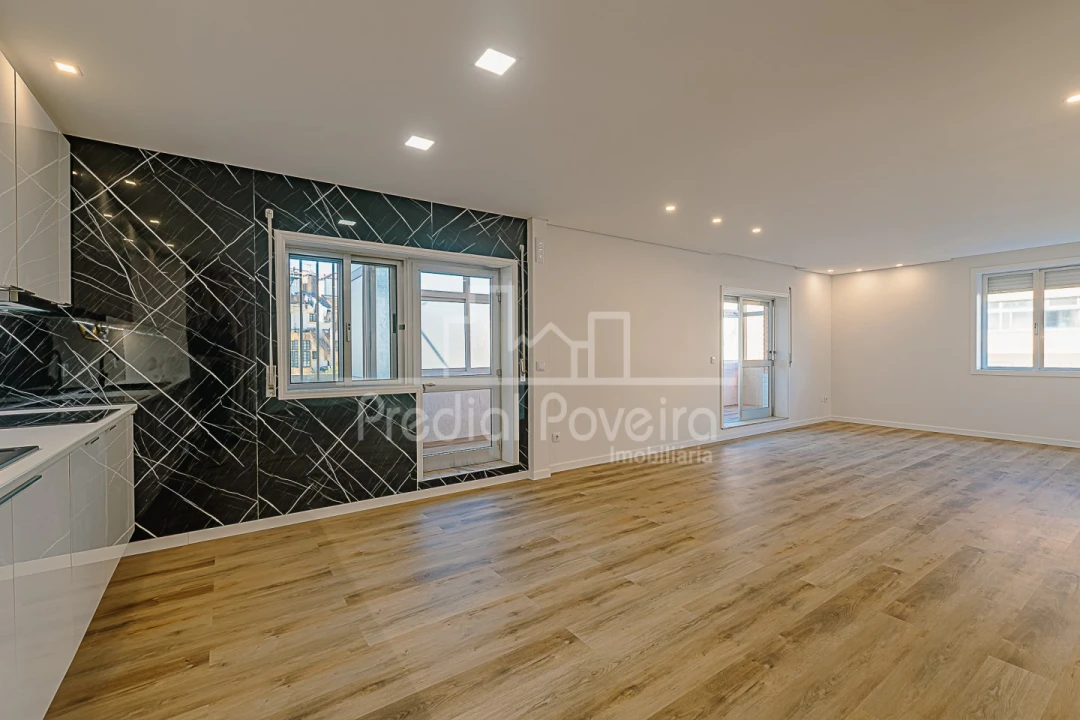 Apartamento T4 para Venda em Póvoa de Varzim, Beiriz e Argivai Foto 2