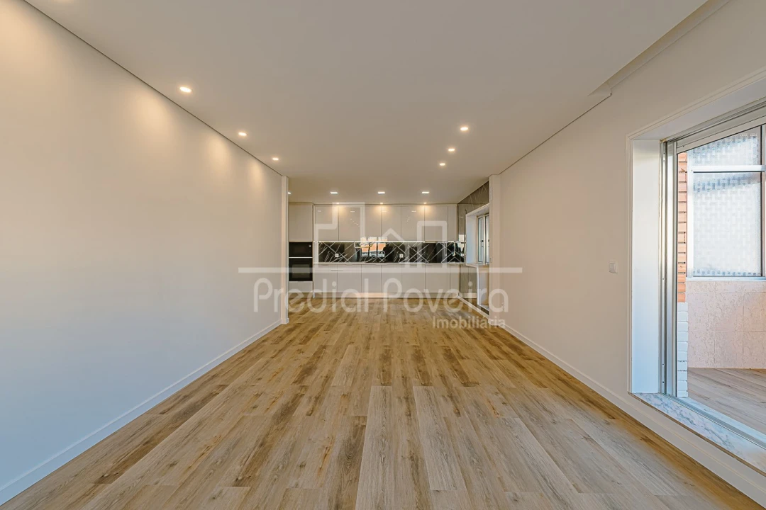 Apartamento T4 para Venda em Póvoa de Varzim, Beiriz e Argivai Foto 4