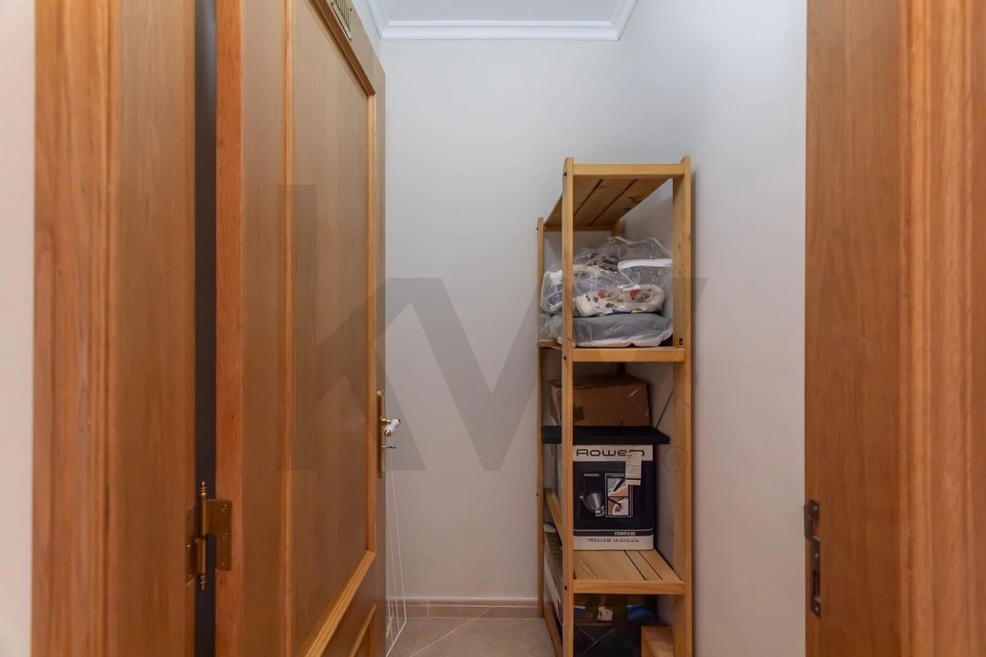 Apartamento T2 para Venda em Caparica e Trafaria Foto 21
