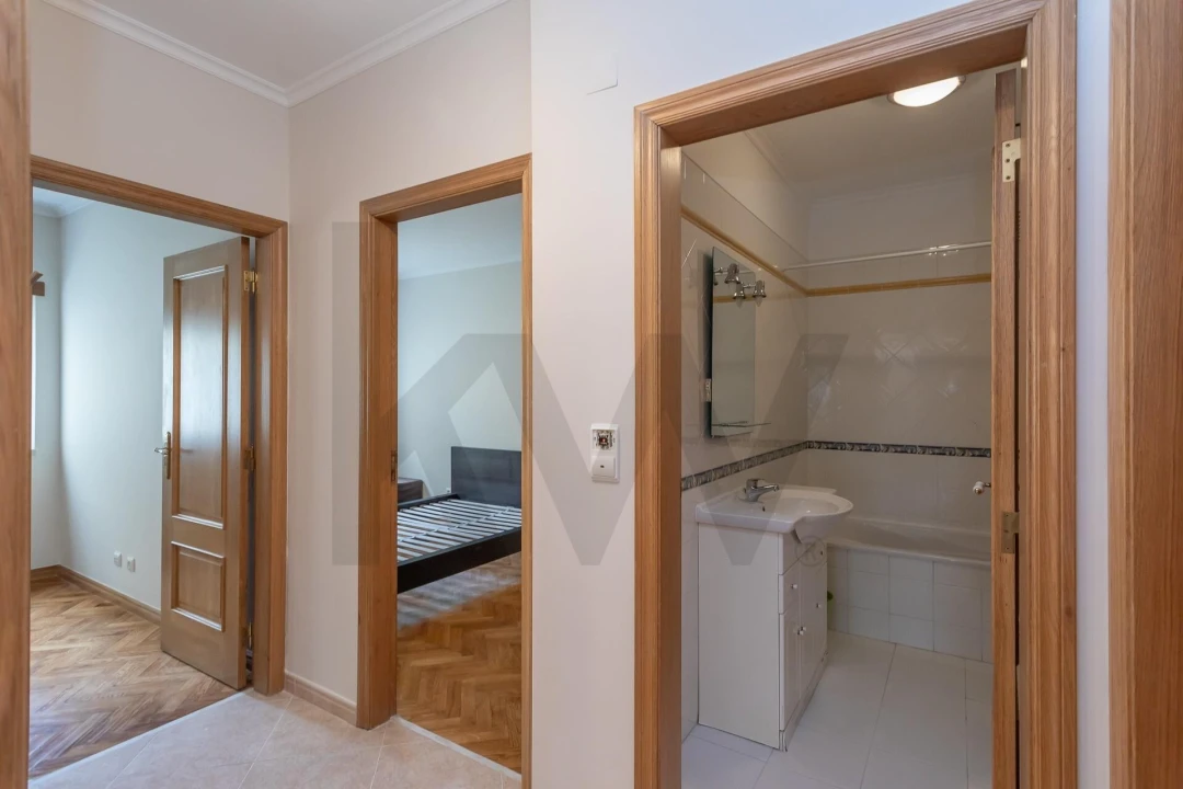 Apartamento T2 para Venda em Caparica e Trafaria Foto 13