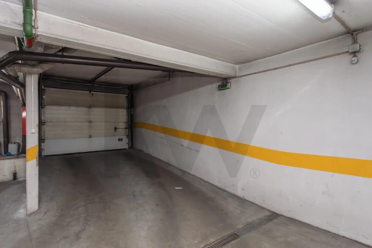 Apartamento T2 para Venda em Caparica e Trafaria Foto 24