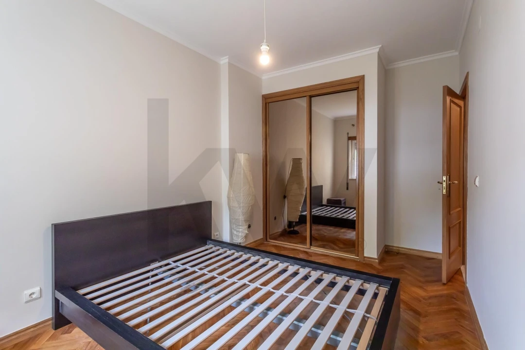 Apartamento T2 para Venda em Caparica e Trafaria Foto 16