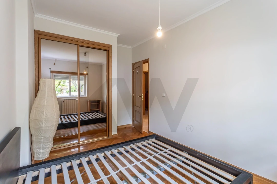 Apartamento T2 para Venda em Caparica e Trafaria Foto 17