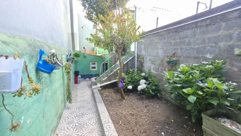Moradia T3 para Venda em Ribeira Grande (Conceição)