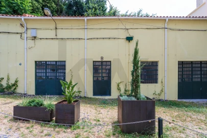 Armazém para Arrendamento em Arroios