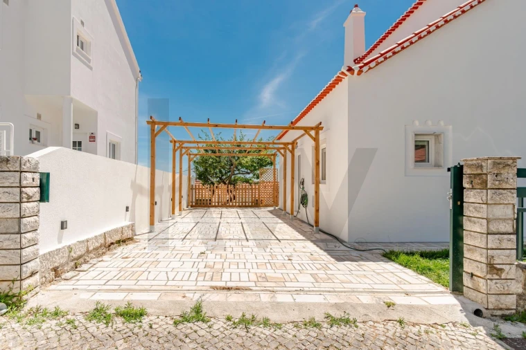Moradia T2 para Venda em Almada, Cova da Piedade, Pragal e Cacilhas Foto 38