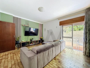 Apartamento T3 para Venda em Romeira e Várzea