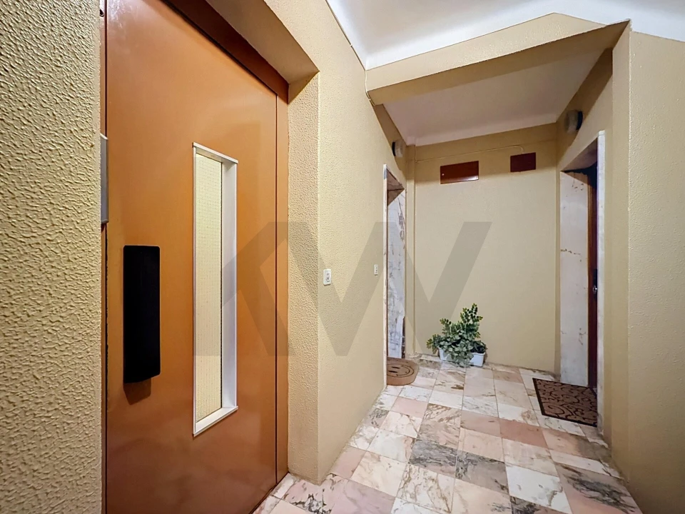 Apartamento T3 para Venda em Romeira e Várzea Foto 33