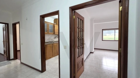 Apartamento T2 para Venda em Cabeça Santa