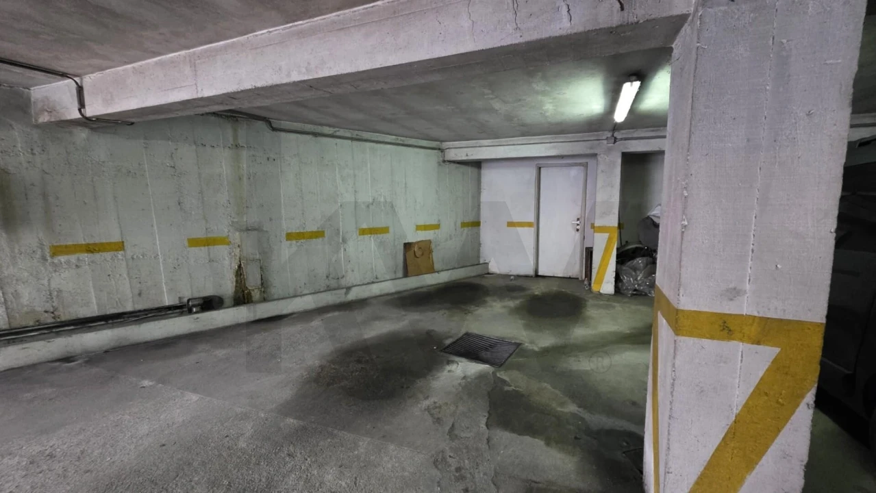 Apartamento T2 para Venda em Cabeça Santa Foto 37
