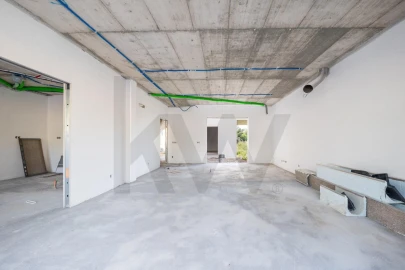 Moradia T4 para Venda em Eiras e São Paulo de Frades