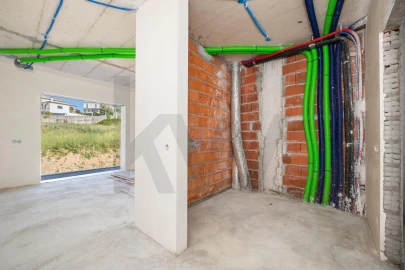 Moradia T4 para Venda em Eiras e São Paulo de Frades