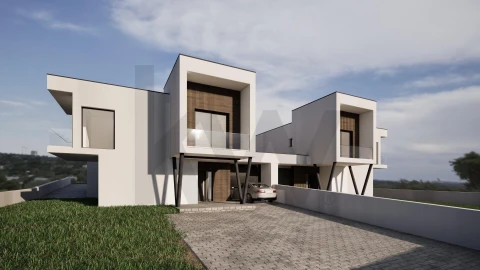Moradia T4 para Venda em Eiras e São Paulo de Frades