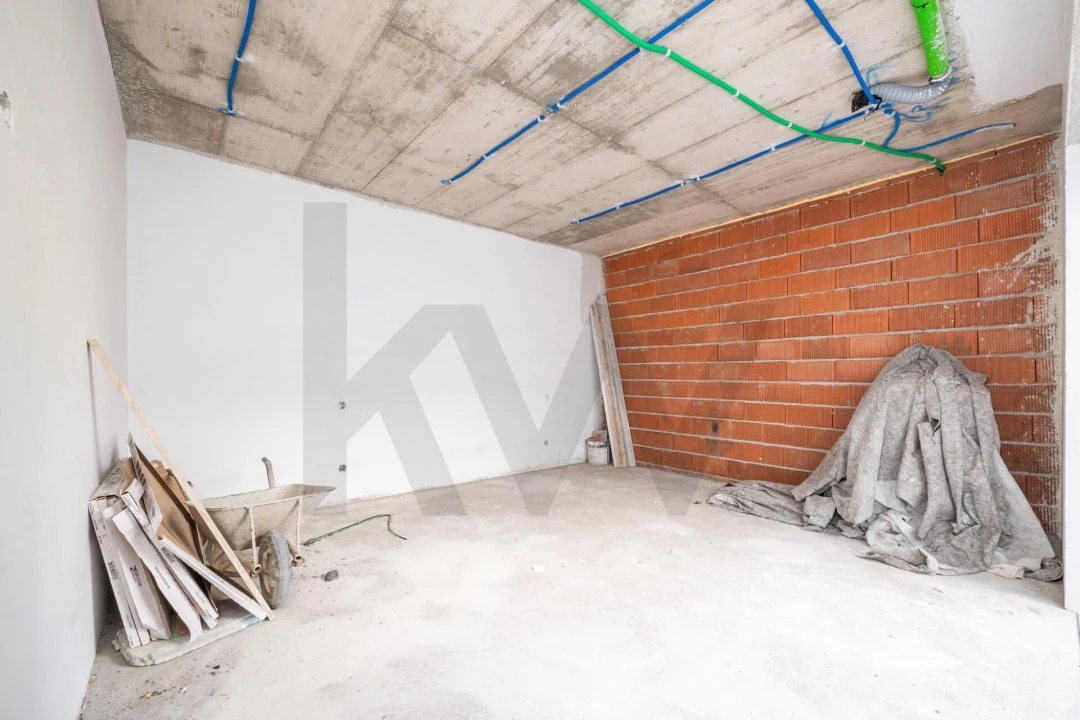 Moradia T4 para Venda em Eiras e São Paulo de Frades Foto 31