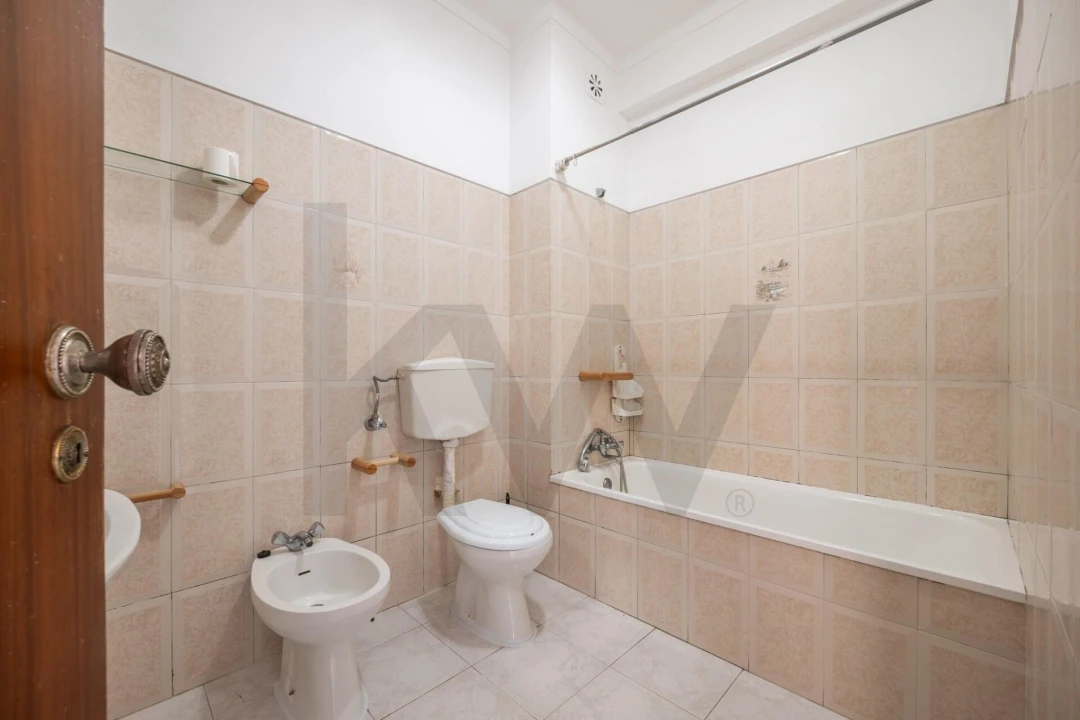 Apartamento T2 para Venda em Miranda do Corvo Foto 6