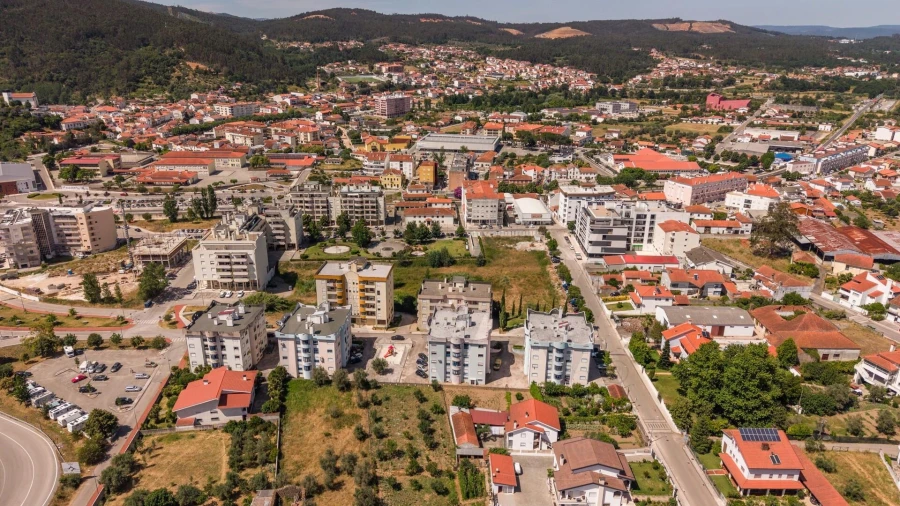 Apartamento T2 para Venda em Miranda do Corvo Foto 22