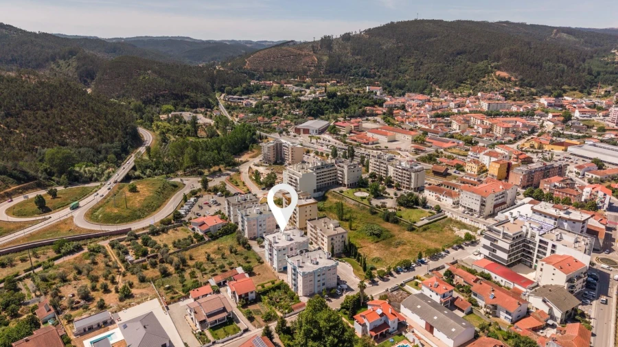 Apartamento T2 para Venda em Miranda do Corvo Foto 23