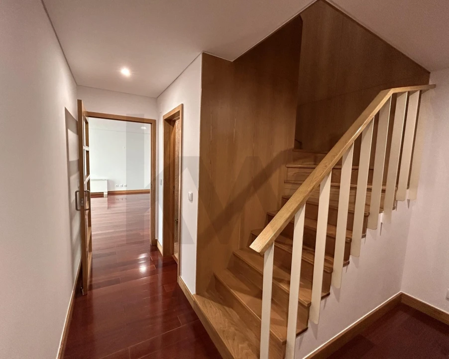 Apartamento T2 para Arrendamento em Olivais Foto 9