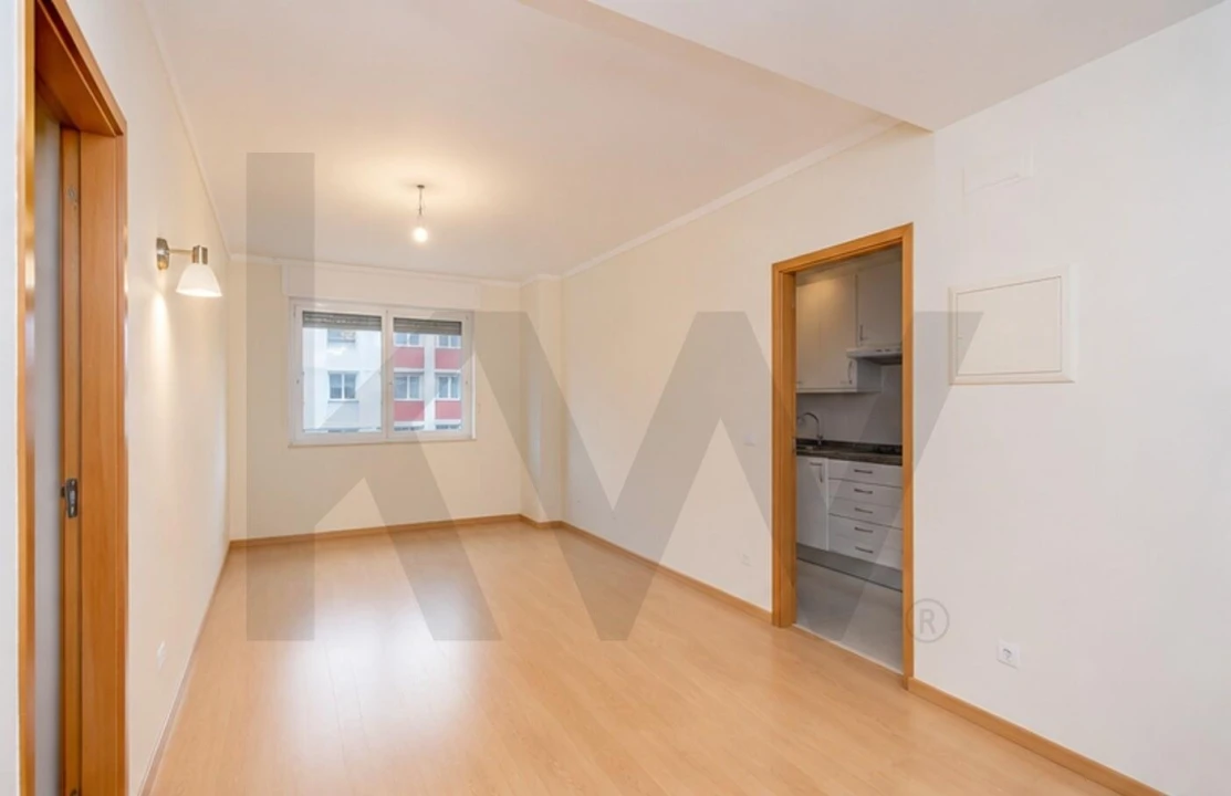 Apartamento T2 para Arrendamento em Lumiar Foto 2
