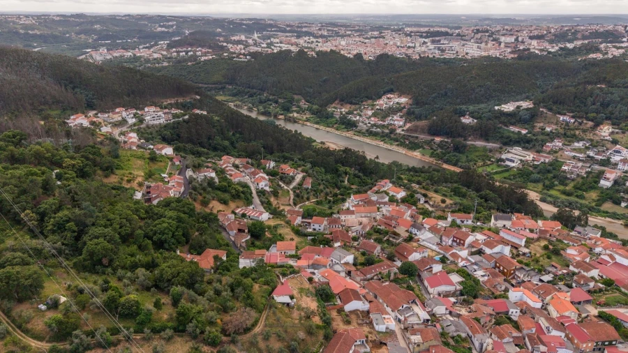 Moradia T4 para Venda em Torres do Mondego Foto 4