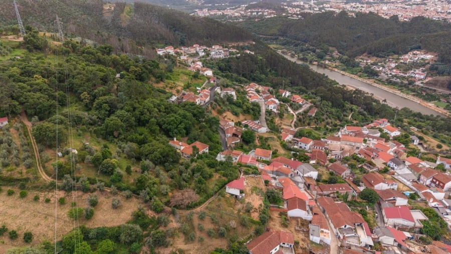 Moradia T4 para Venda em Torres do Mondego Foto 7