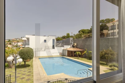 Moradia T4 para Venda em Santo Antonio
