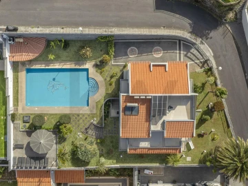 Moradia T4 para Venda em Santo Antonio