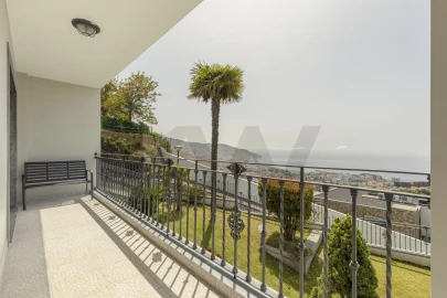 Moradia T4 para Venda em Santo Antonio