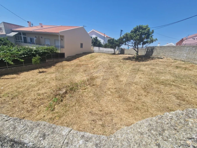 Terreno para Venda em Charneca de Caparica e Sobreda Foto 7